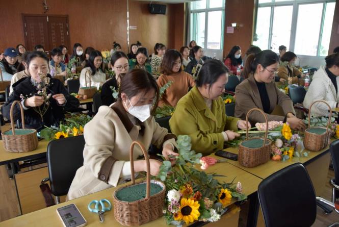 九江市生態(tài)環(huán)境局開展“學(xué)習(xí)貫徹二十大 巾幗建功展芳華 ”三八婦女節(jié)活動